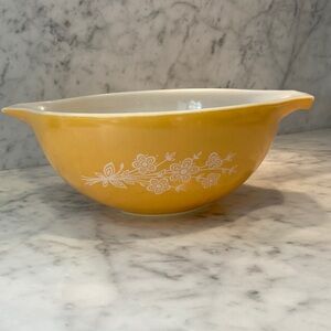 CORNINGWARE Vintage Yellow Floral Mixing Bowl
